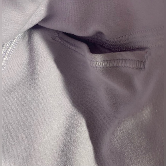 Lululemon Align Lavender Leggings, Sz 4, 4-way Stretch, High-Rise, Buttery Soft - Picture 6 of 8